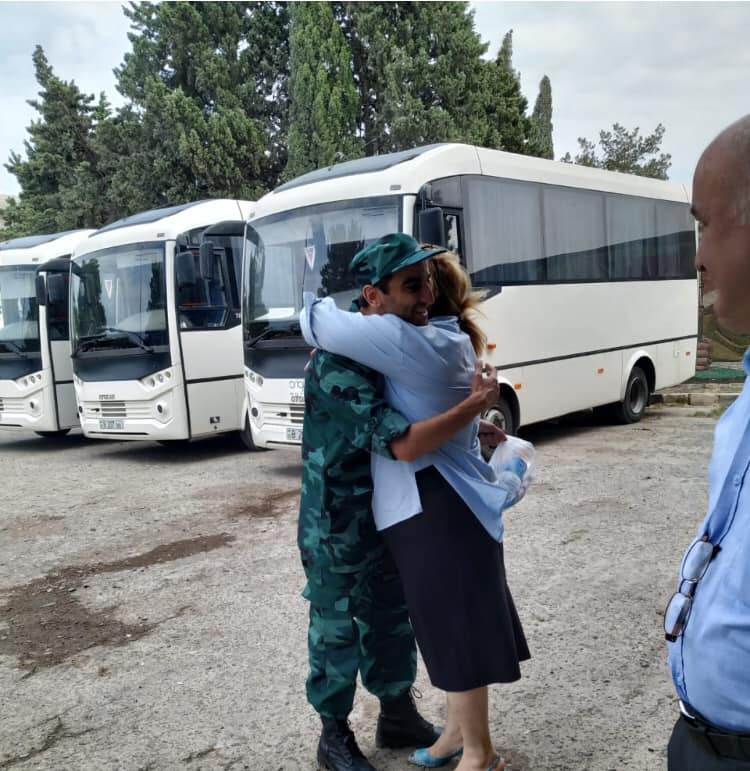 Partiya sədrinin oğlu hərbi xidmətə yollandı - FOTO